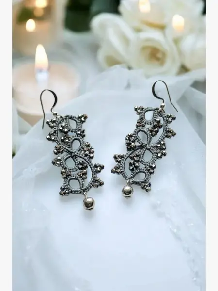 "Litera" Tatted Lace Earrings