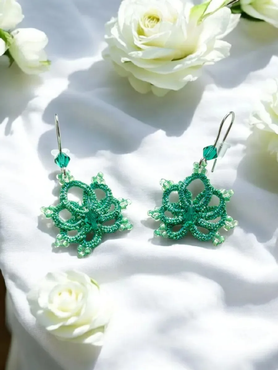 "Green Lotus" Sparkling Tatted Lace Earrings 2