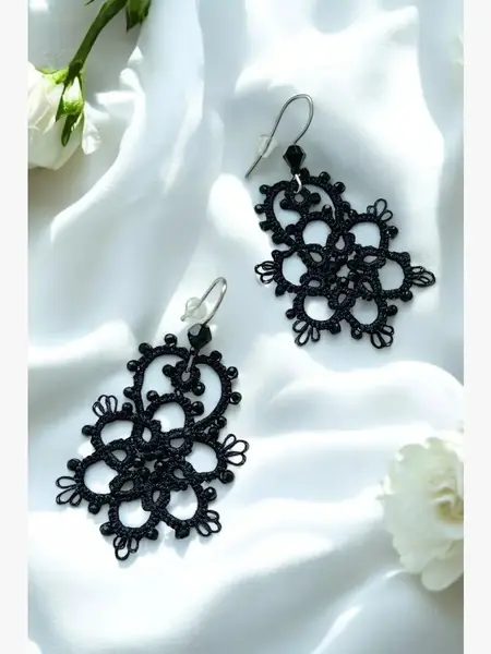 "Flower" Tatted Lace Earrings