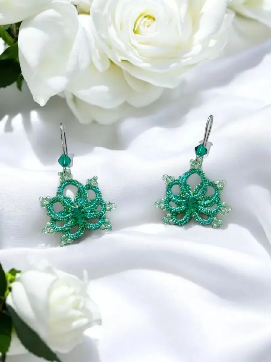 "Green Lotus" Sparkling Tatted Lace Earrings 1